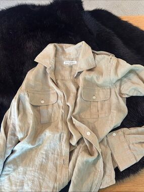Banana Republic Men's Light Beige Linen Button-Front Utility Shirt